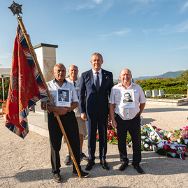 Zväčšiť fotografiu - Odkaz hrdinov snp môžeme ctiť našimi každodennými rozhodnutiami - TSK_OslavySNP_mini-20