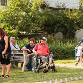 Zväčšiť fotografiu - Oslavujú obce aj celé regióny - TSK_nedela-25