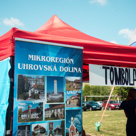 Zväčšiť fotografiu - Oslavujú obce aj celé regióny - TSK_víkend_mini-14