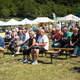 Zväčšiť fotografiu - Oslavujú obce aj celé regióny - TSK_víkend_mini-20