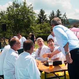 Zväčšiť fotografiu - Oslavujú obce aj celé regióny - TSK_víkend_mini-4