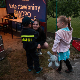 Zväčšiť fotografiu - Oslavujú obce aj celé regióny - TSK_víkend_mini-91