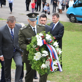 Oslavy 73. výročia snp si v lehote pod vtáčnikom pripomínali všetky generácie - IMG_4709