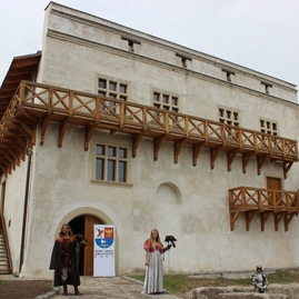 Otvorili kasáreň, vďaka ktorej trenčiansky hrad nikdy nedobyli - Hradna kasaren_otvorenie_2015 (1)