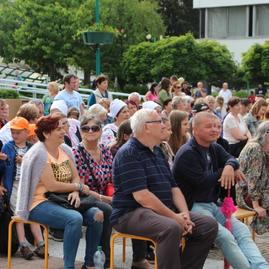 Piatok v trenčianskom kraji v znamení odovzdávania verejných ocenení osobnostiam považskej bystrice i 58. ročníka medzinárodného folklórneho festivalu na myjave - IMG_7805