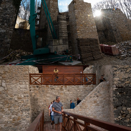 Zväčšiť fotografiu - Po južnom opevnení sa môžete prejsť premiérovo už túto sobotu - Mozaika 2