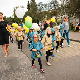 Zväčšiť fotografiu - Pochodom odštartovali trojdňové oslavy - TSK_Banícky jarmok PD_mini-41