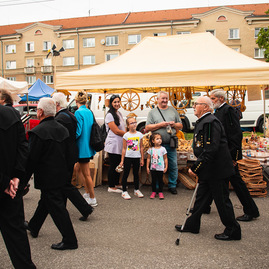Zväčšiť fotografiu - Pochodom odštartovali trojdňové oslavy - TSK_Banícky jarmok PD_mini-51