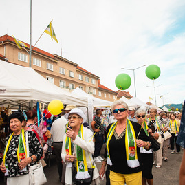 Zväčšiť fotografiu - Pochodom odštartovali trojdňové oslavy - TSK_Banícky jarmok PD_mini-57