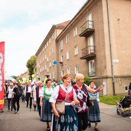 Zväčšiť fotografiu - Pochodom odštartovali trojdňové oslavy - TSK_Banícky jarmok PD_mini-59
