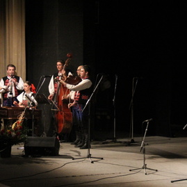 Poctivý peceň chleba od tsk pre folklórny súbor družba - IMG_2061
