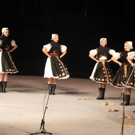 Poctivý peceň chleba od tsk pre folklórny súbor družba - IMG_2070