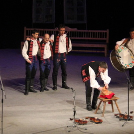 Poctivý peceň chleba od tsk pre folklórny súbor družba - IMG_2140