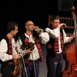 Poctivý peceň chleba od tsk pre folklórny súbor družba - IMG_2161