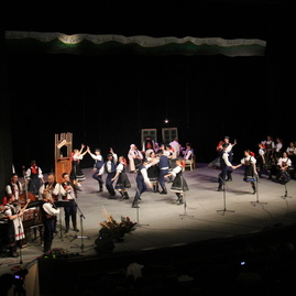 Poctivý peceň chleba od tsk pre folklórny súbor družba - IMG_2228