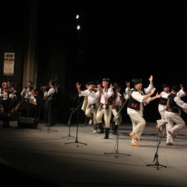 Poctivý peceň chleba od tsk pre folklórny súbor družba - IMG_2257