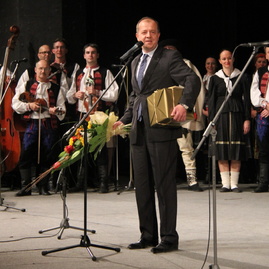Poctivý peceň chleba od tsk pre folklórny súbor družba - IMG_2474