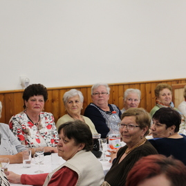 Predĺžený víkend na hornej nitre; zažite tradičný jarmok ľudových remesiel pod zámkom alebo ochutnajte chuť pravých gazdovských dvorov - k