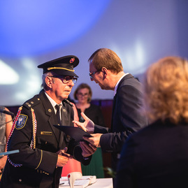 Zväčšiť fotografiu - Pri oslavách jubilea vzdali hold významným osobnostiam - TSK_Nemšová_780 rokov_mini (41 of 58)