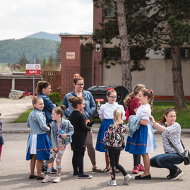 Zväčšiť fotografiu - Rastú ako huby po daždi! - TSK_Máje 2022-3