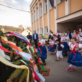 Zväčšiť fotografiu - Rastú ako huby po daždi! - TSK_Máje 2022-39