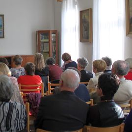 Seniori z trenčianskeho kraja súťažili v prednese poézie a prózy - Krajska prehliadka seniorov v prednese_2016 (2)