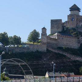 Skleníku na trenčianskom hrade definitívne odzvonilo, koncom roka bude už minulosťou - TN_hrad_sklenik_rekonstrukcia (13)
