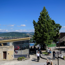 Skleníku na trenčianskom hrade definitívne odzvonilo, koncom roka bude už minulosťou - TN_hrad_sklenik_rekonstrukcia (17)