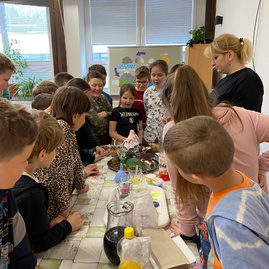Zväčšiť fotografiu - Školáci spoznávali vodu v múzeu - Svetový deň vody (9)