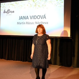 Zväčšiť fotografiu - Slávnostný večer v prievidzi patril tým, ktorí formujú kultúrnu tvár hornej nitry