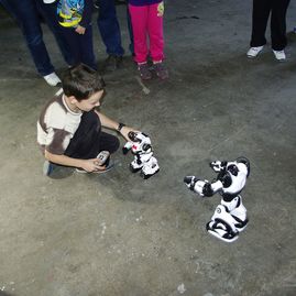 Soš trenčín na party robot v partizánskom - VelkeFoto25