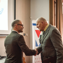 Zväčšiť fotografiu - Storočná dáma z trenčína je známa po celom slovensku - TSK_100 rokov VKMR_mini-26