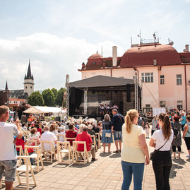 Zväčšiť fotografiu - Súťaže, oslavy aj ochutnávky - taká bola sobota v kraji - TSK_vikend_mini-53