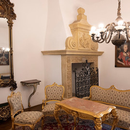 Zväčšiť fotografiu - Svoje brány verejnosti otvorili dve župné knižnice, múzeum, hvezdáreň, pridá sa aj galéria - 20200602_Beckov_Ambrovec_038