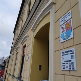Zväčšiť fotografiu - Svoje brány verejnosti otvorili dve župné knižnice, múzeum, hvezdáreň, pridá sa aj galéria - IMG_20210127_091607