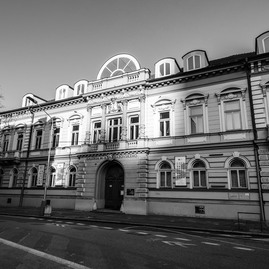 Zväčšiť fotografiu - Svoje brány verejnosti otvorili dve župné knižnice, múzeum, hvezdáreň, pridá sa aj galéria - Zdroj GMAB 1