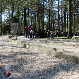 Ts_trenčania si na brezine slávnostne uctili pamiatku padlých - IMG_6670