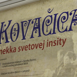 Trenčianska turná hostí originálnu výstavu o putovaní a živote potomkov slovenských vysťahovalcov do kovačice - IMG_8273