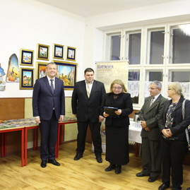 Trenčianska turná hostí originálnu výstavu o putovaní a živote potomkov slovenských vysťahovalcov do kovačice - IMG_8303