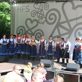 Trenčianska župa žije dychovkami aj folklórom - IMG_9085