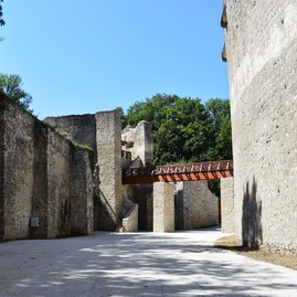 Zväčšiť fotografiu - Trenčiansky hrad sprístupnený už aj cez južné opevnenie! - Zdroj Trenčianske muzeum 3