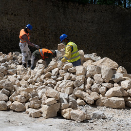 Zväčšiť fotografiu - Trenčiansky hrad už od polovice leta môžete navštíviť aj z jeho južnej strany - 20200507_TSK_TN_086w
