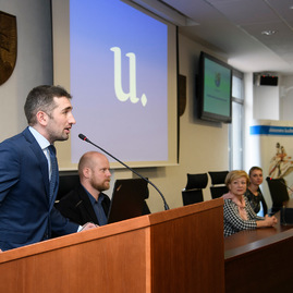 Trenčiansky kraj má vlastného koordinátora pre kultúru, novú výzvu na pôde župy predstavila osobne ministerka kultúry - 20190305_TSK_ministerka_Lassakova_010w