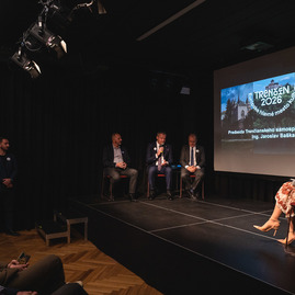 Zväčšiť fotografiu - Trenčín 2026 predstavil bohatú kultúrnu ponuku na najbližšie dva roky - TSK_EHMK_predstavenie_projektov_mini-2