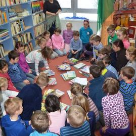 Týždeň slovenských knižníc prilákal ku knihám desiatky nových čitateľov - hnpd b