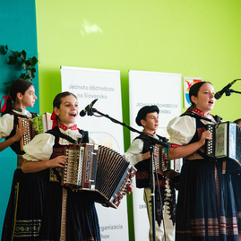 Zväčšiť fotografiu - V kaštieli otvárali výstavu, na družstve oslavovali jubileum - TSK_Mahola_Soblahov_mini (51 of 52)