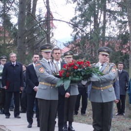 V novákoch si pripomenuli obete nešťastia - P3020040_resize