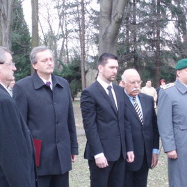 V novákoch si pripomenuli obete nešťastia - P3020050_resize