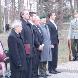 V novákoch si pripomenuli obete nešťastia - P3020054_resize