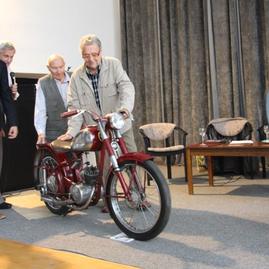 V považskej bystrici pokrstili jedinečnú knihu manet m90 - IMG_9364